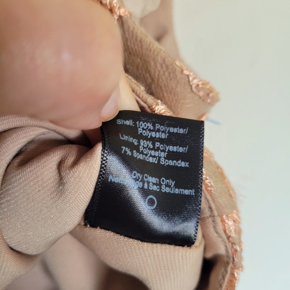 Dress the Population Juliana 3D Floral Crop Top - Picture 7 of 7